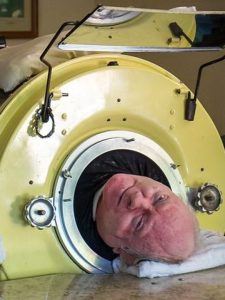 Paul Alexander: ``The Man with the Iron Lung'' dies at age 78.